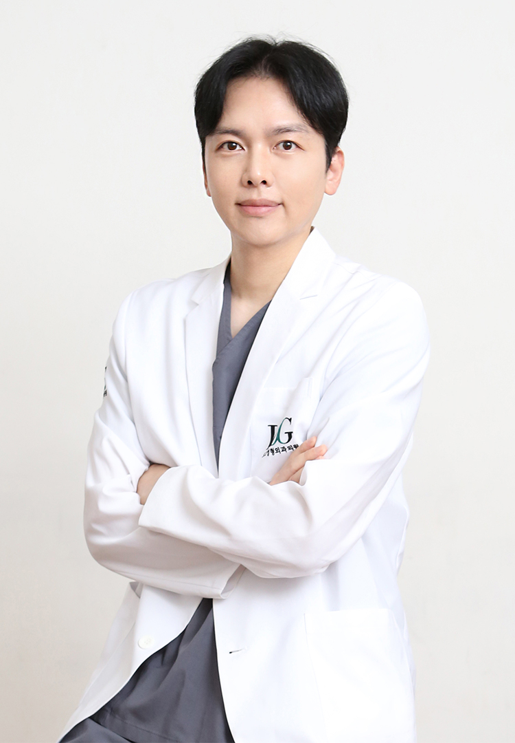 クォン·ヒョクドン院長